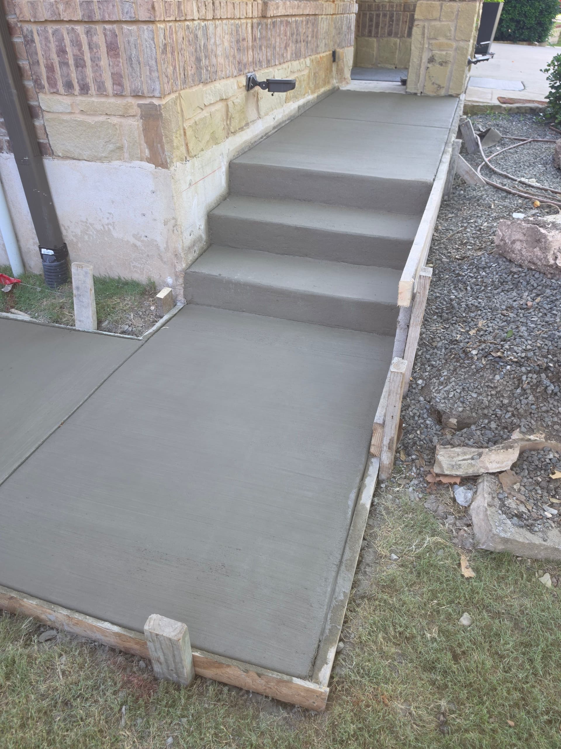 Gallery photos for New Concrete Walkway with Full Landscaping and Fence Work: Image #7