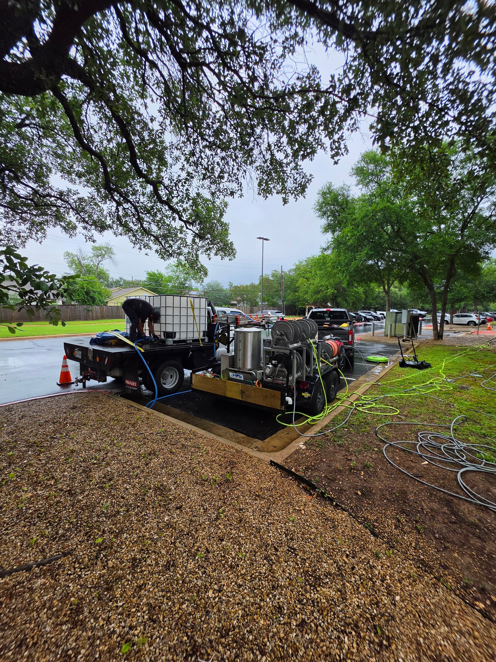 Gallery photos for Large-Scale Commercial Flat Roof Cleaning Done Right: Image #8
