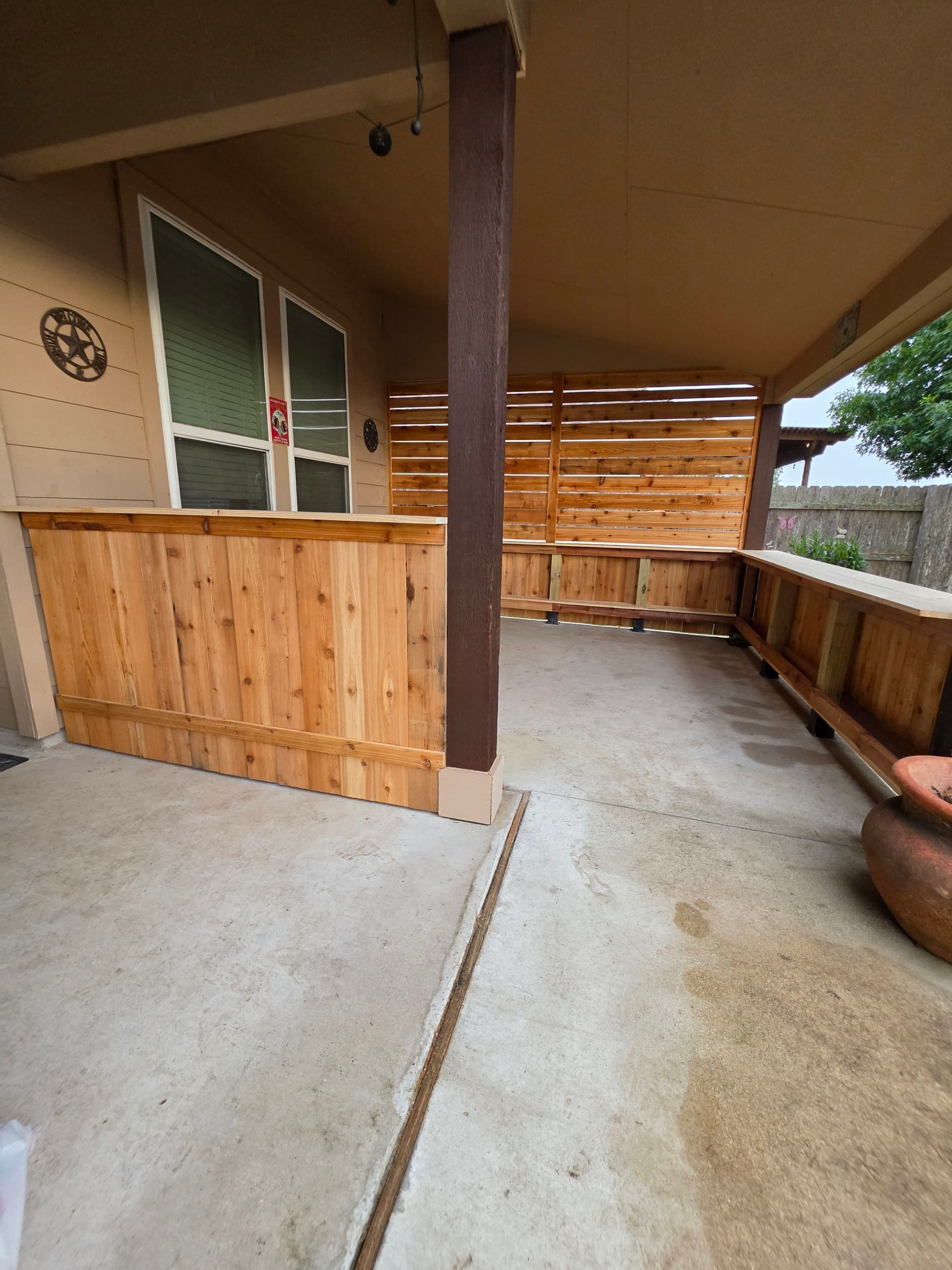 Gallery photos for Pony Wall and Accent Wall Installation Turns a Bare Patio Into an Outdoor Hangout: Image #5