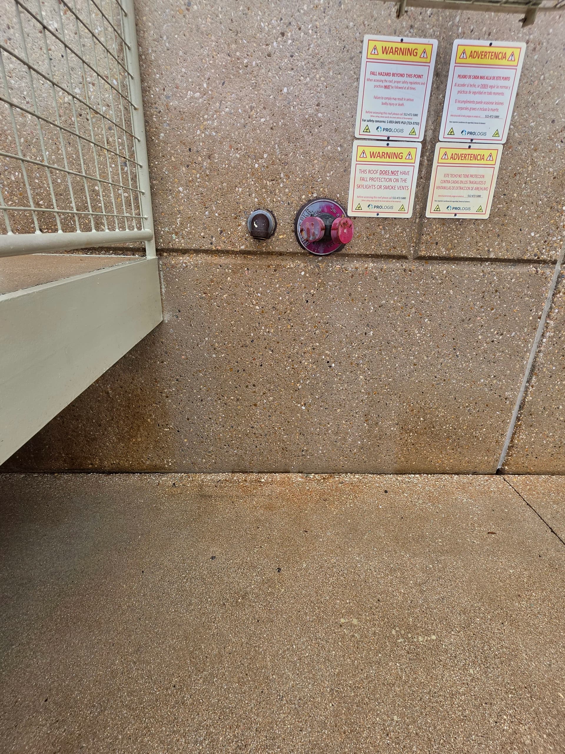 Gallery photos for Commercial Loading Dock Concrete Pressure Wash That Went Way Beyond 50%: Image #1