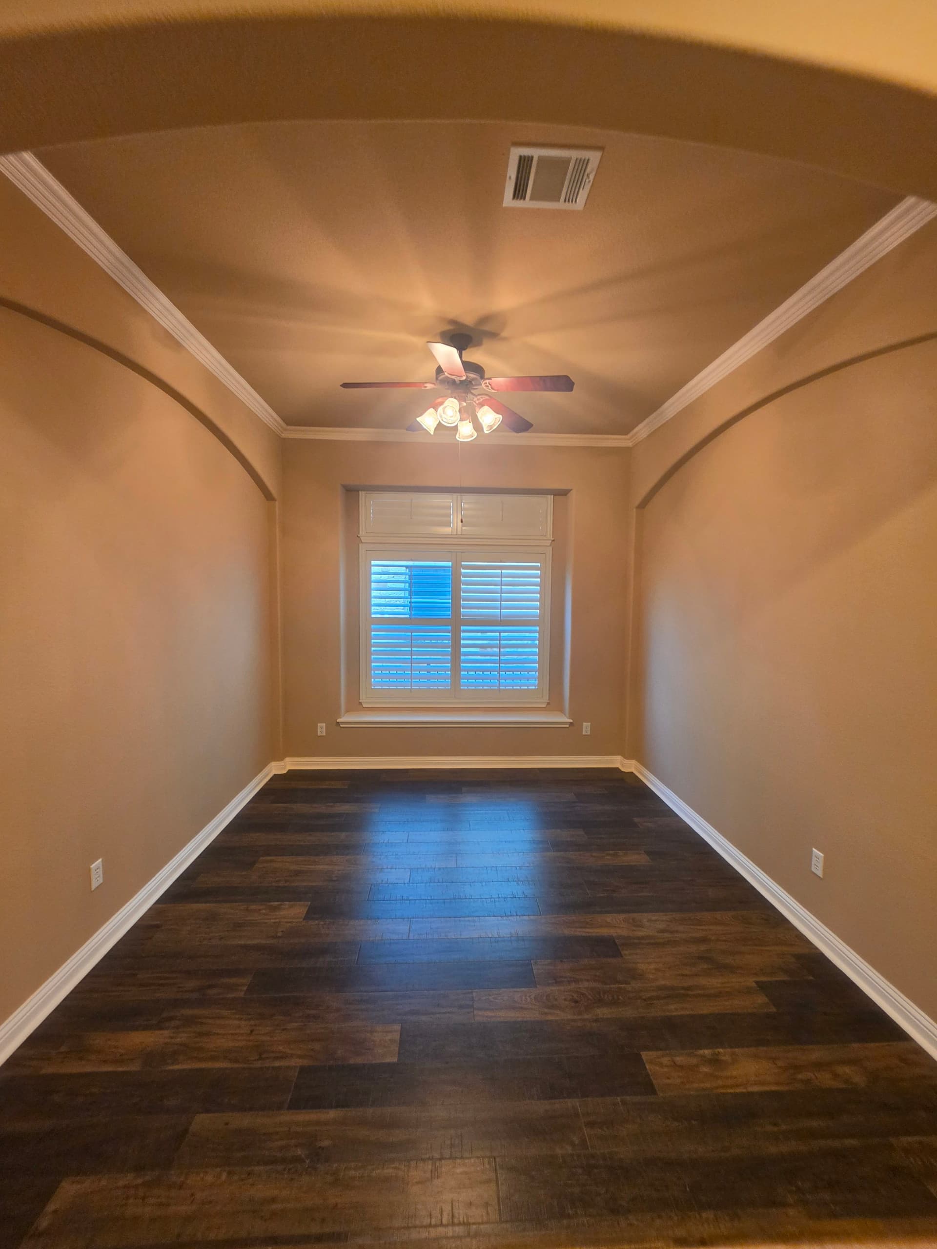 Gallery photos for Full Home Prep for Sale Fresh Paint Landscaping and More: Image #6