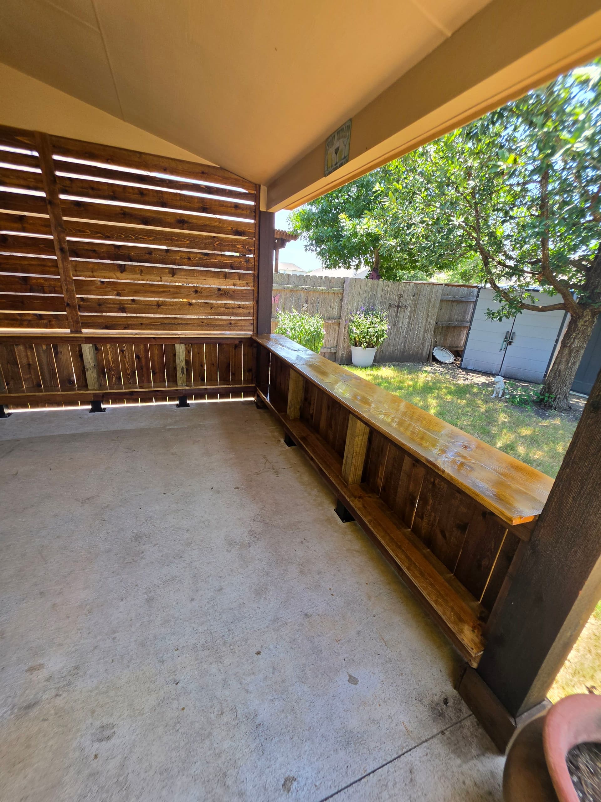 Gallery photos for Custom Patio Privacy Wall and Outdoor Bar Built in Central Texas: Image #8