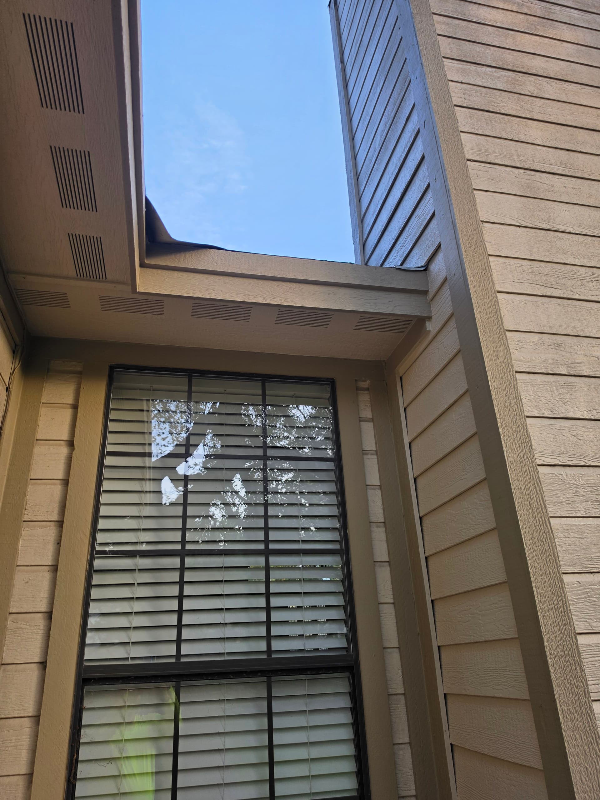 Gallery photos for Soffit, Fascia and Siding Repairs Done Right Before the Roofers Move In: Image #6