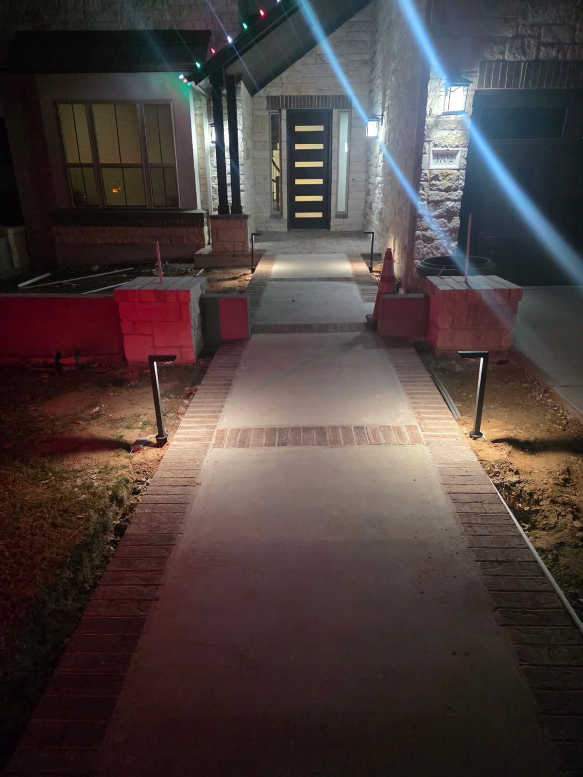 Gallery photos for Pathway Lighting Installation for Safe and Beautiful Nights: Image #1